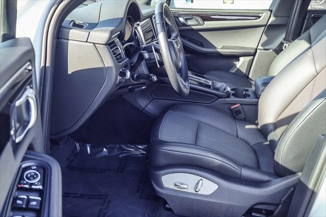 2023 Porsche Macan Macan