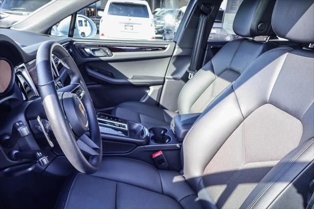 2023 Porsche Macan Macan