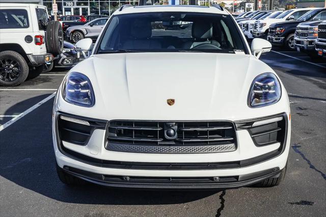 2023 Porsche Macan Macan