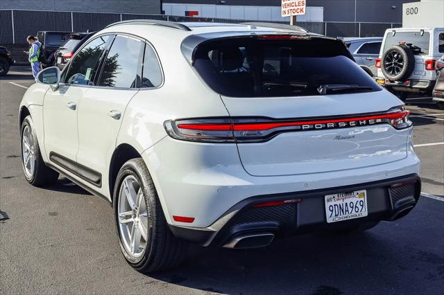 2023 Porsche Macan Macan