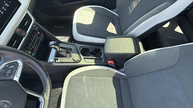 2026 Volkswagen Taos SE