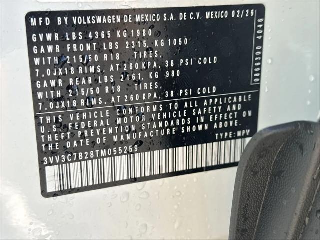 2026 Volkswagen Taos SE Black