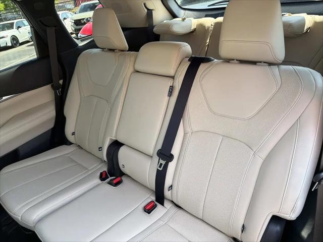 2023 INFINITI QX60 LUXE AWD