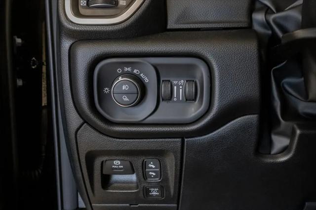 2026 Ram 1500 Big Horn Crew Cab 4x4 57 Box