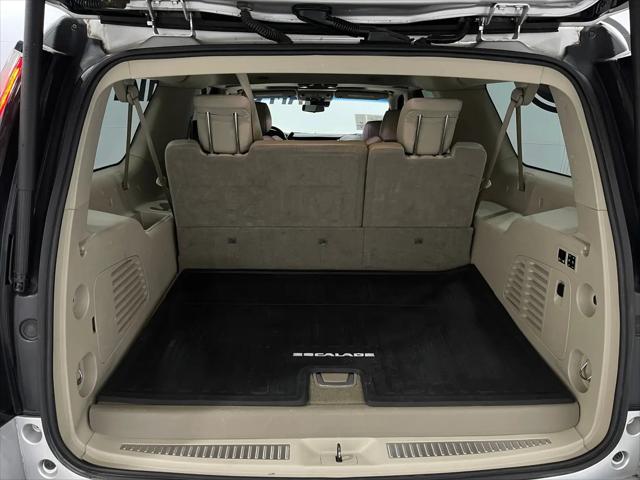 2017 Cadillac Escalade ESV Luxury