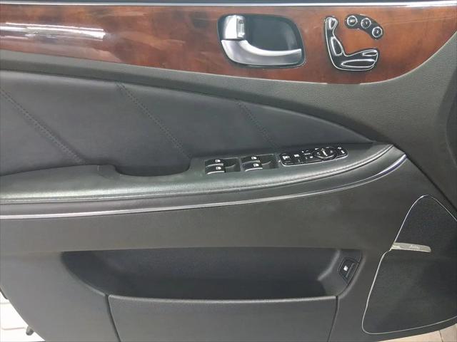 2014 Hyundai Equus Signature