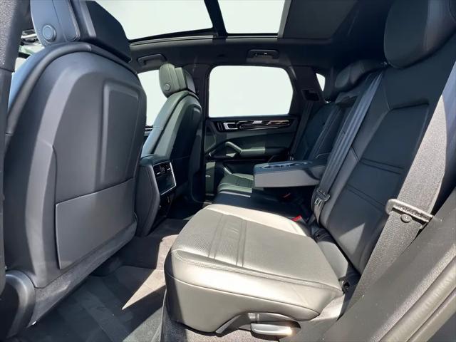 2021 Porsche Cayenne Cayenne