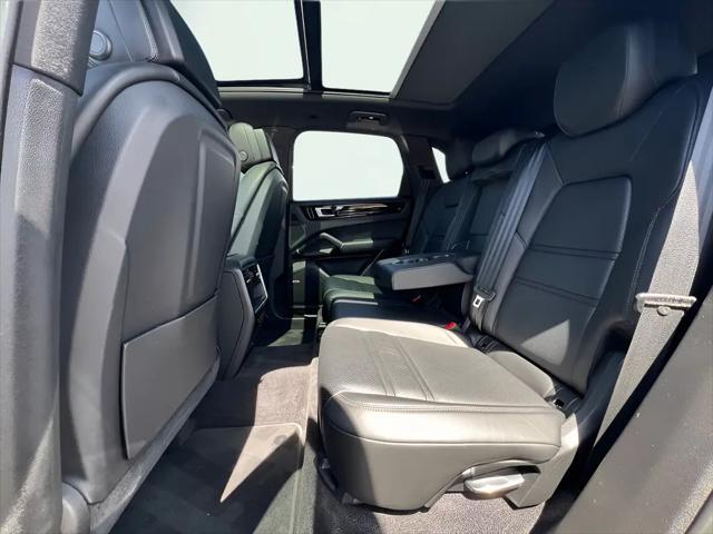 2021 Porsche Cayenne Cayenne