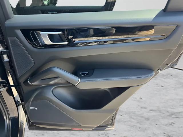 2021 Porsche Cayenne Cayenne