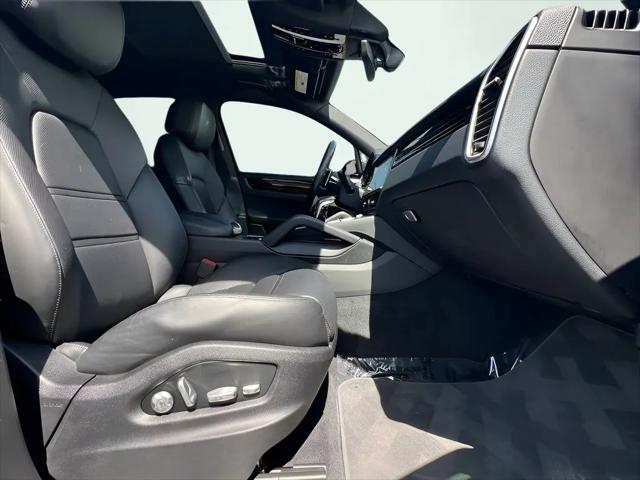 2021 Porsche Cayenne Cayenne