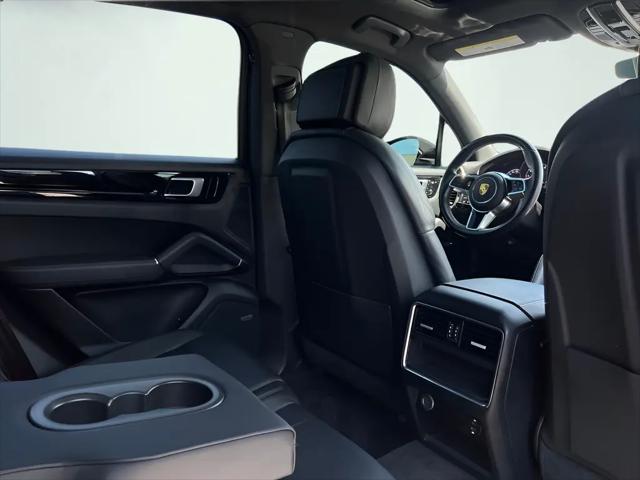 2021 Porsche Cayenne Cayenne