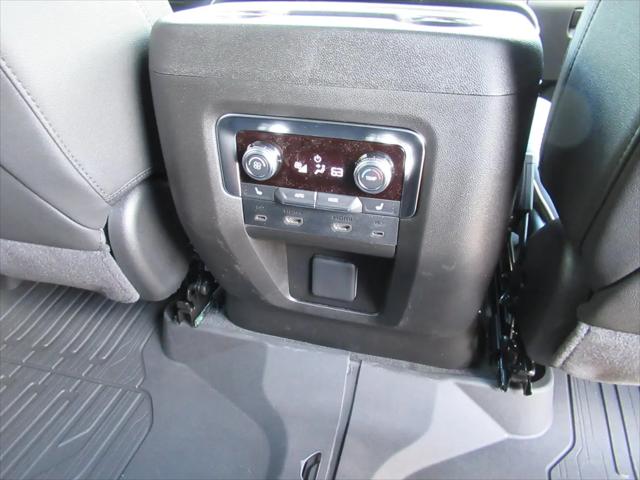 2026 GMC Yukon XL 4WD Elevation