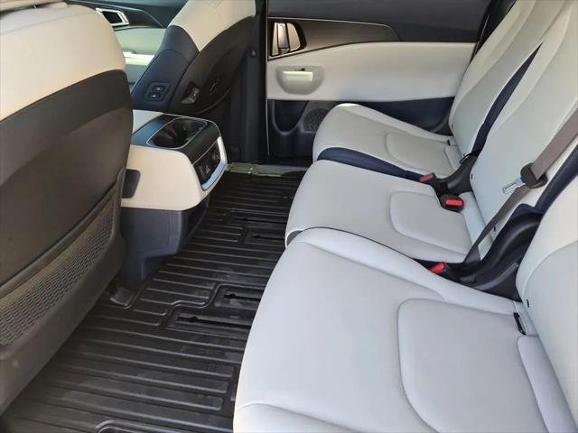 2026 Kia Carnival MPV SX