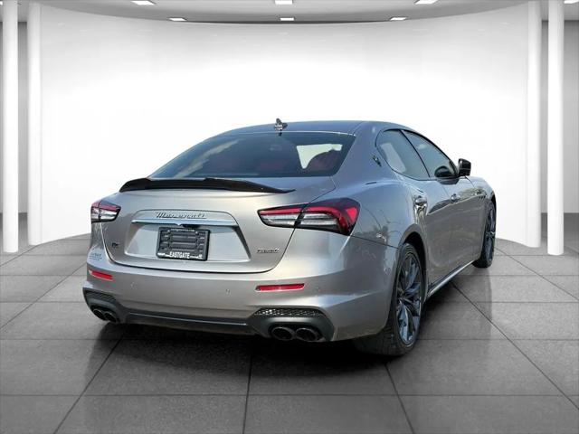 2022 Maserati Ghibli Modena Q4