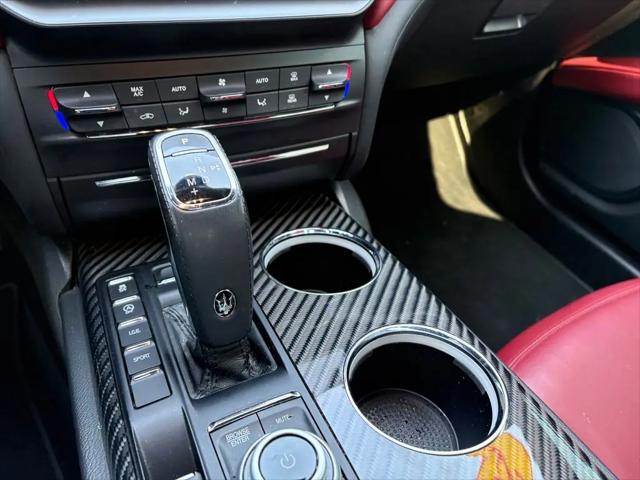 2022 Maserati Ghibli Modena Q4
