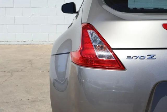 2009 Nissan 370Z Base
