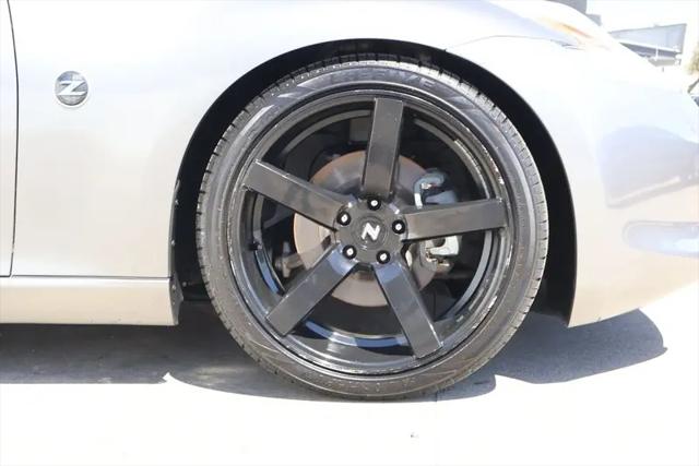 2009 Nissan 370Z Base