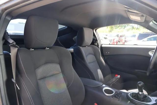 2009 Nissan 370Z Base