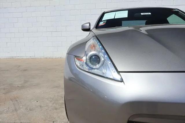 2009 Nissan 370Z Base