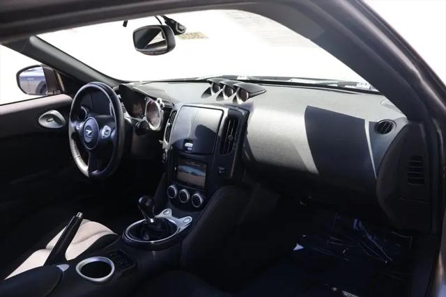 2009 Nissan 370Z Base