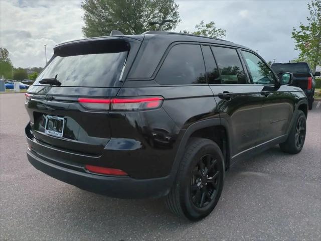 2025 Jeep Grand Cherokee Altitude 4x4