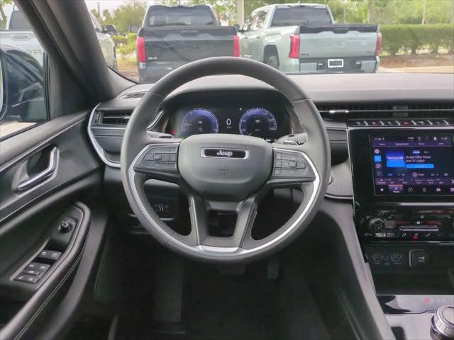 2025 Jeep Grand Cherokee Altitude 4x4