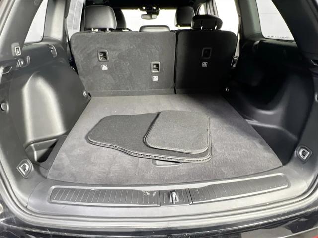 2023 Jeep Grand Cherokee Altitude 4x4