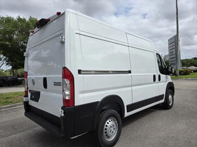 2026 Ram ProMaster Cargo Van Tradesman High Roof 136" WB w/Pass Seat