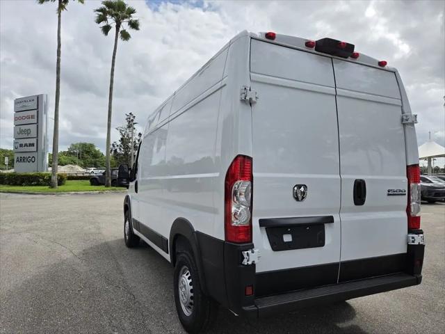 2026 Ram ProMaster Cargo Van Tradesman High Roof 136" WB w/Pass Seat