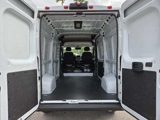 2026 Ram ProMaster Cargo Van Tradesman High Roof 136" WB w/Pass Seat