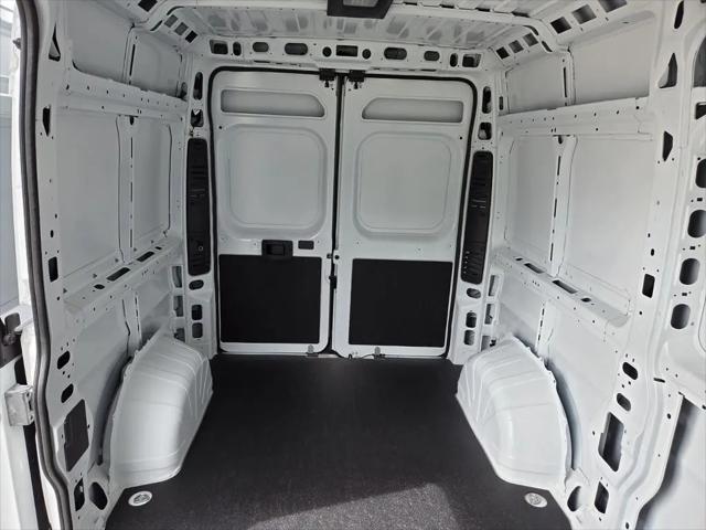 2026 Ram ProMaster Cargo Van Tradesman High Roof 136" WB w/Pass Seat