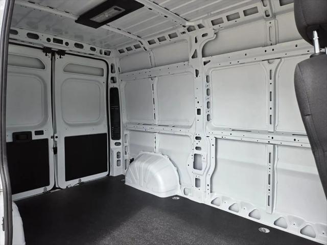2026 Ram ProMaster Cargo Van Tradesman High Roof 136" WB w/Pass Seat