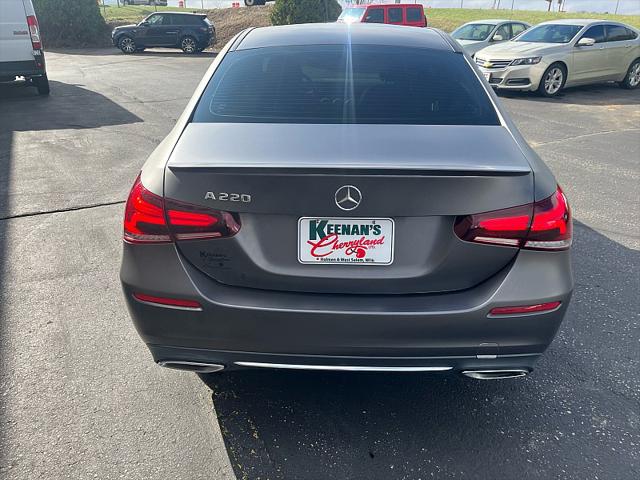 2019 Mercedes-Benz A 220 A 220