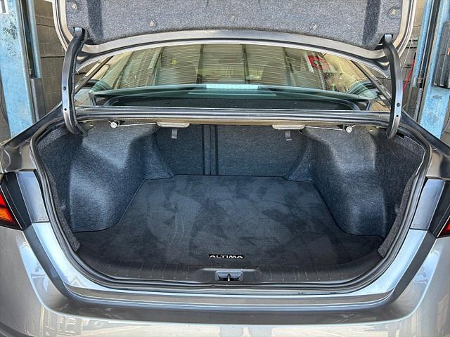 2024 Nissan Altima SV FWD