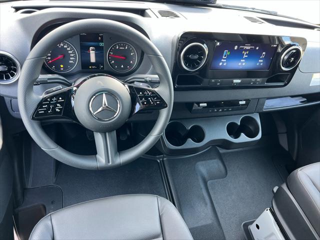 2026 Mercedes-Benz Sprinter 2500 Standard Roof 4-Cyl Diesel