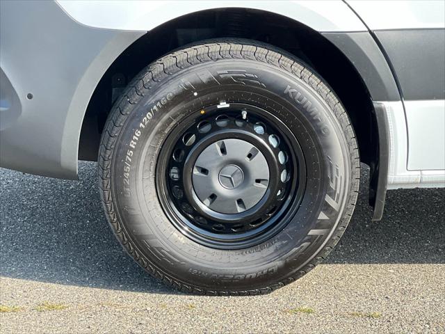 2026 Mercedes-Benz Sprinter 2500 Standard Roof 4-Cyl Diesel
