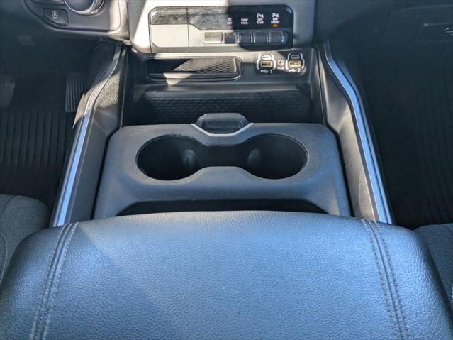 2020 Ram 1500 Big Horn Crew Cab 4x4 5'7" Box