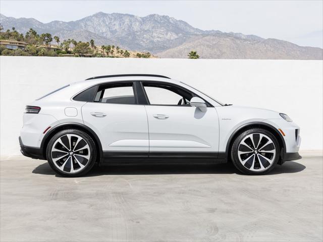 2026 Porsche Macan Electric Unknown