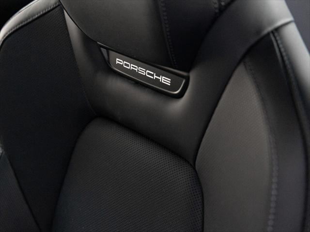 2026 Porsche Macan Electric Unknown