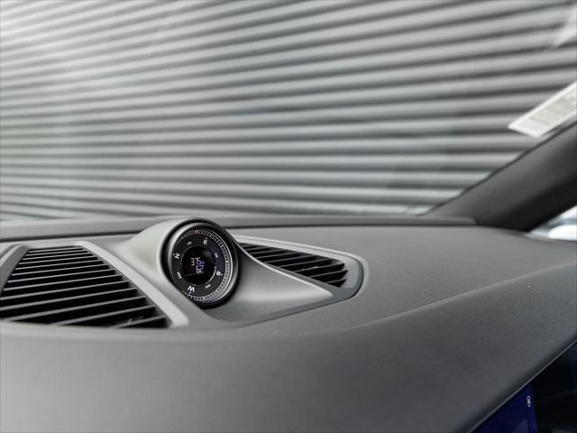 2026 Porsche Macan Electric Unknown