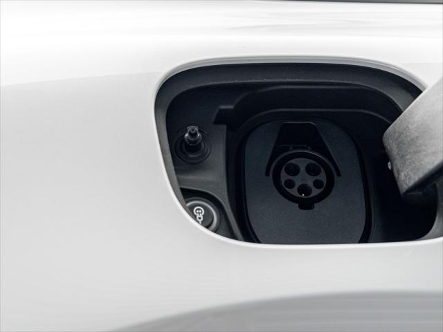 2026 Porsche Macan Electric Unknown