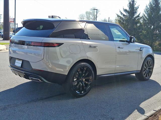 2026 Land Rover Range Rover Sport P360 SE