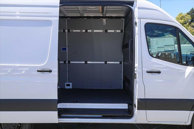 2026 Mercedes-Benz Sprinter 2500 Standard Roof 4-Cyl Diesel