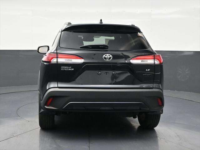 2024 Toyota Corolla Cross LE