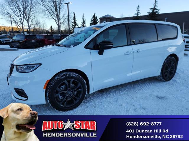 2026 Chrysler Pacifica PACIFICA SELECT AWD