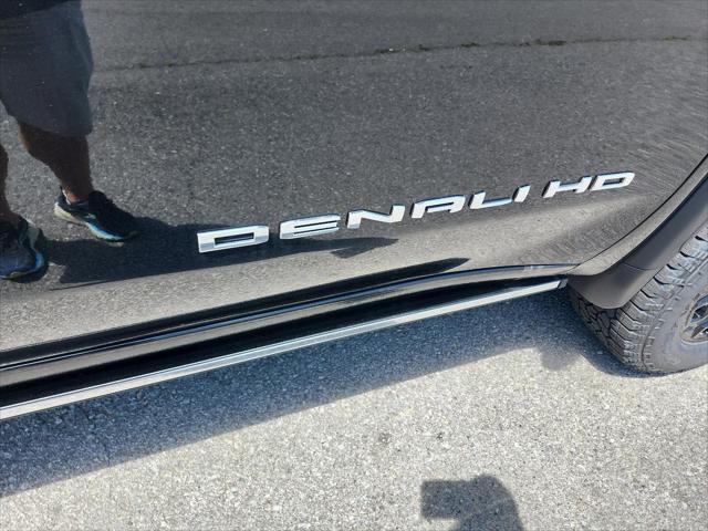 2026 GMC Sierra 2500HD Crew Cab, Standard Bed, Denali, 4WD
