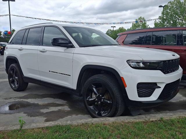 2023 Jeep Grand Cherokee Altitude 4x4 2023 Jeep Grand Cherokee Altitude 4x4