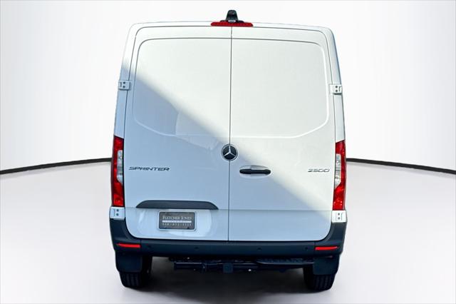2026 Mercedes-Benz Sprinter 2500 Standard Roof 4-Cyl Diesel HO