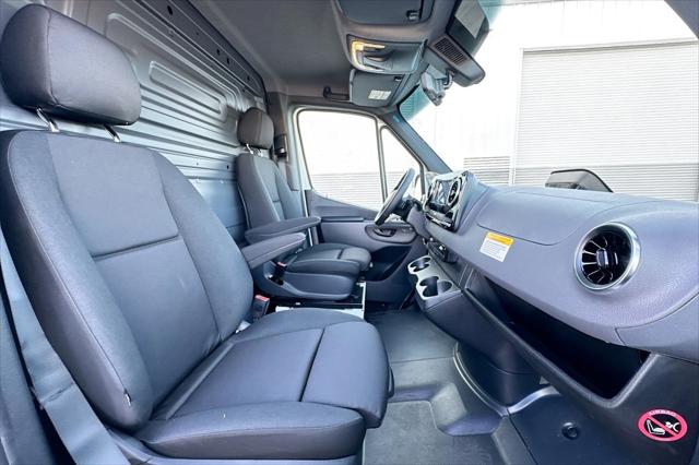 2026 Mercedes-Benz Sprinter 2500 Standard Roof 4-Cyl Diesel HO