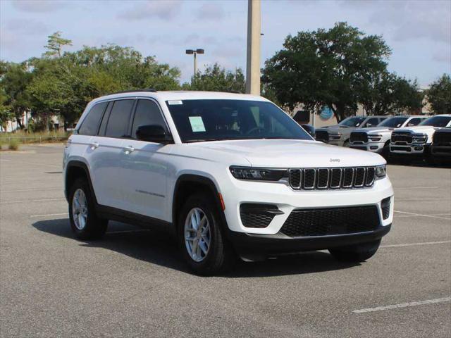 2026 Jeep Grand Cherokee GRAND CHEROKEE LAREDO X 4X2